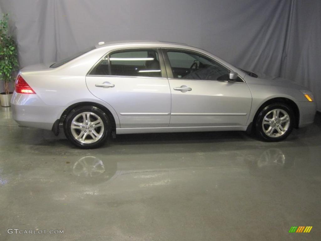 2007 Accord EX Sedan - Alabaster Silver Metallic / Black photo #4