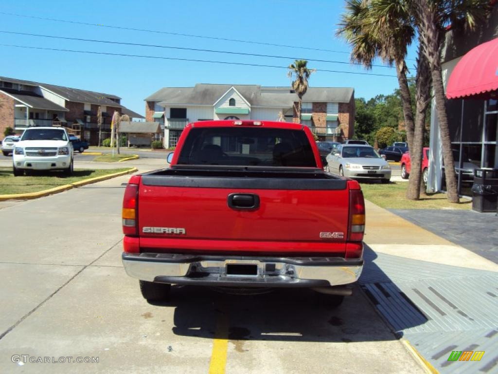 2003 Sierra 1500 SLE Extended Cab - Fire Red / Neutral photo #2