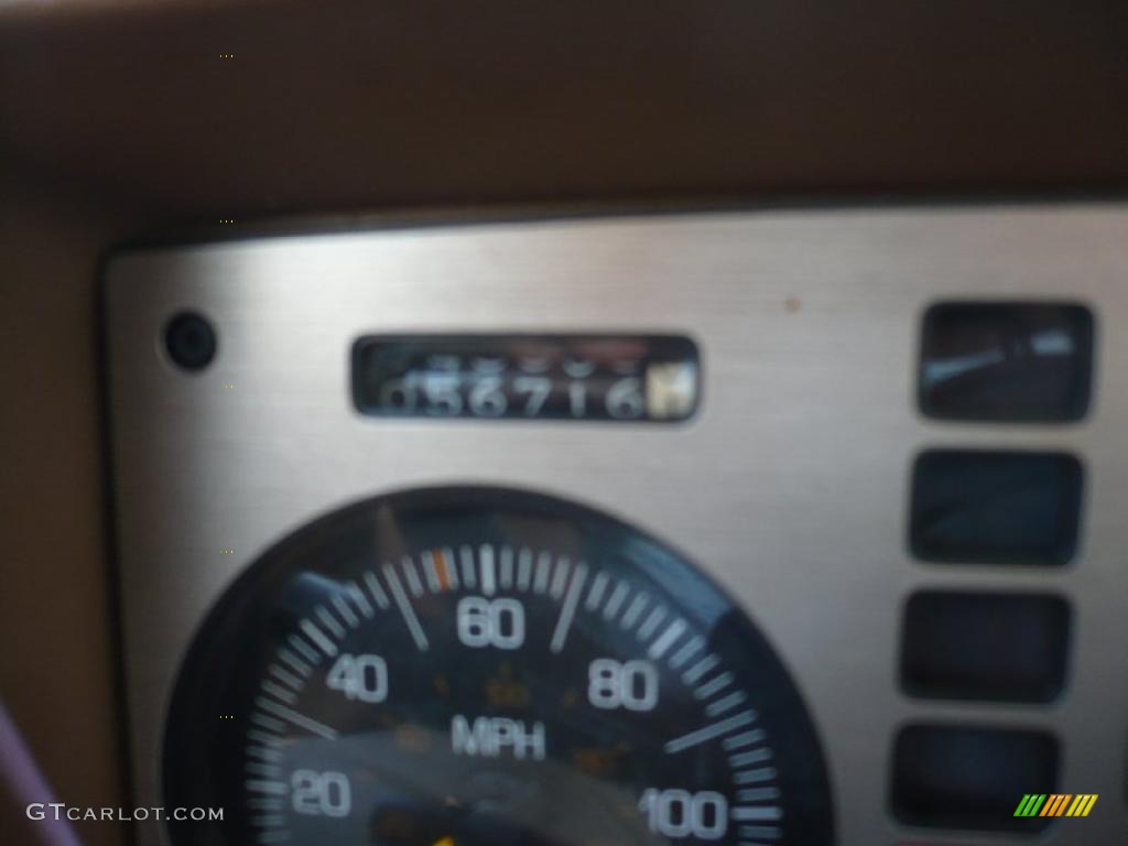 1986 Fiero GT - Gold Metallic / Beige photo #24