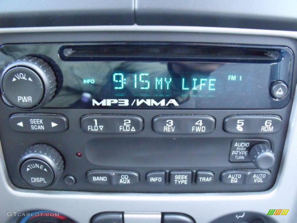2008 Colorado LS Extended Cab - Victory Red / Medium Pewter photo #19