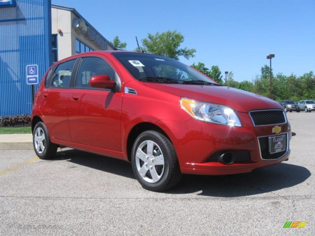 2010 Aveo Aveo5 LS - Sport Red / Charcoal photo #3