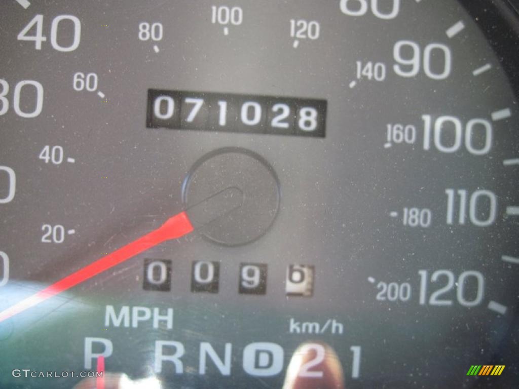 2004 Grand Marquis LS - Dark Toreador Red Metallic / Medium Parchment photo #11