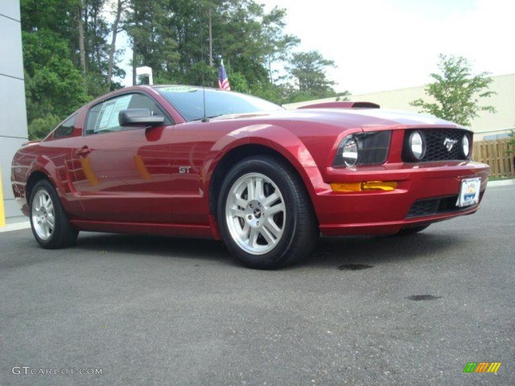 2007 Mustang GT Premium Coupe - Redfire Metallic / Dark Charcoal photo #6