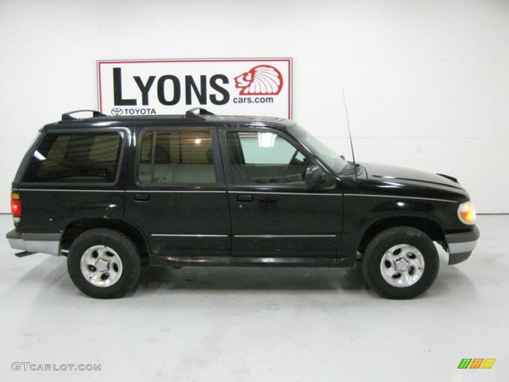 1995 Explorer XLT 4x4 - Black / Light Flint photo #3