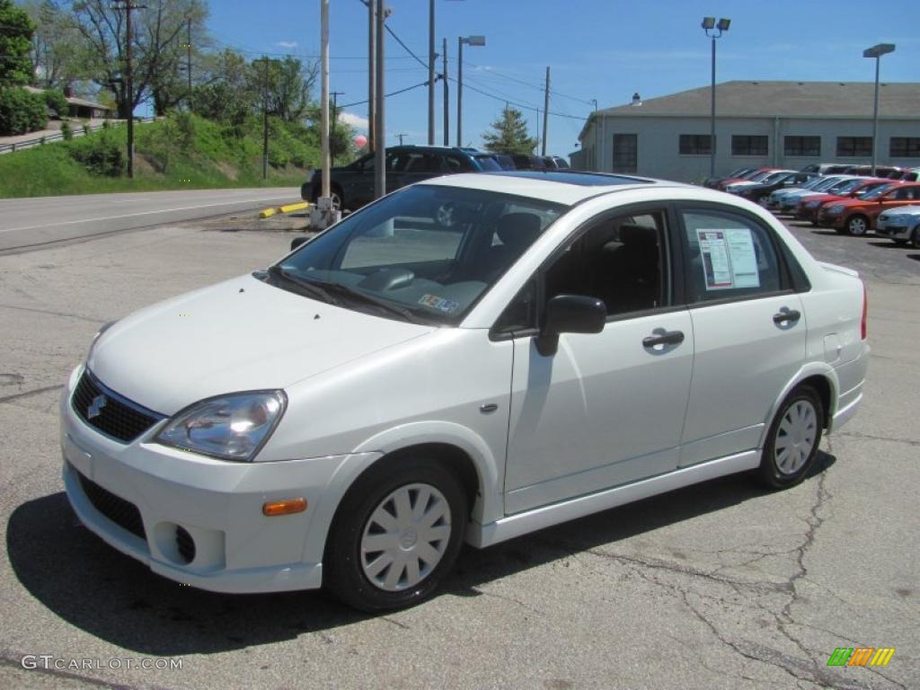2006 Aerio AWD Sedan - White Pearl / Black photo #4