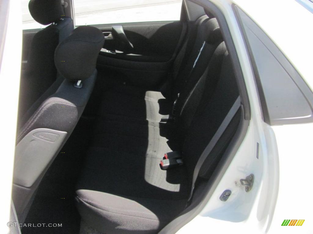 2006 Aerio AWD Sedan - White Pearl / Black photo #8