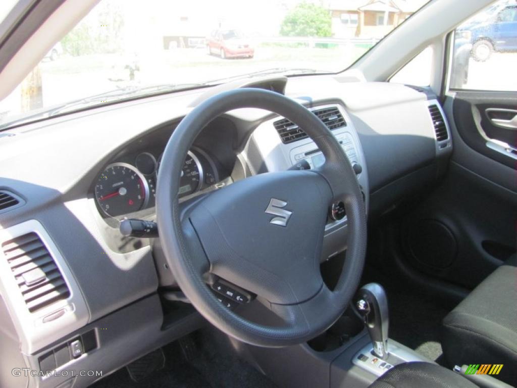 2006 Aerio AWD Sedan - White Pearl / Black photo #9