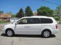 2009 Clear White Kia Sedona LX  photo #4