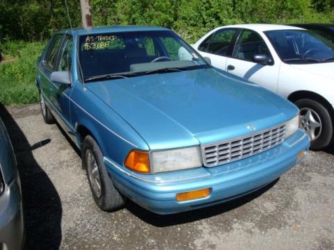1993 Plymouth Acclaim  Data, Info and Specs