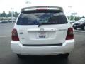 Super White - Highlander V6 Photo No. 5