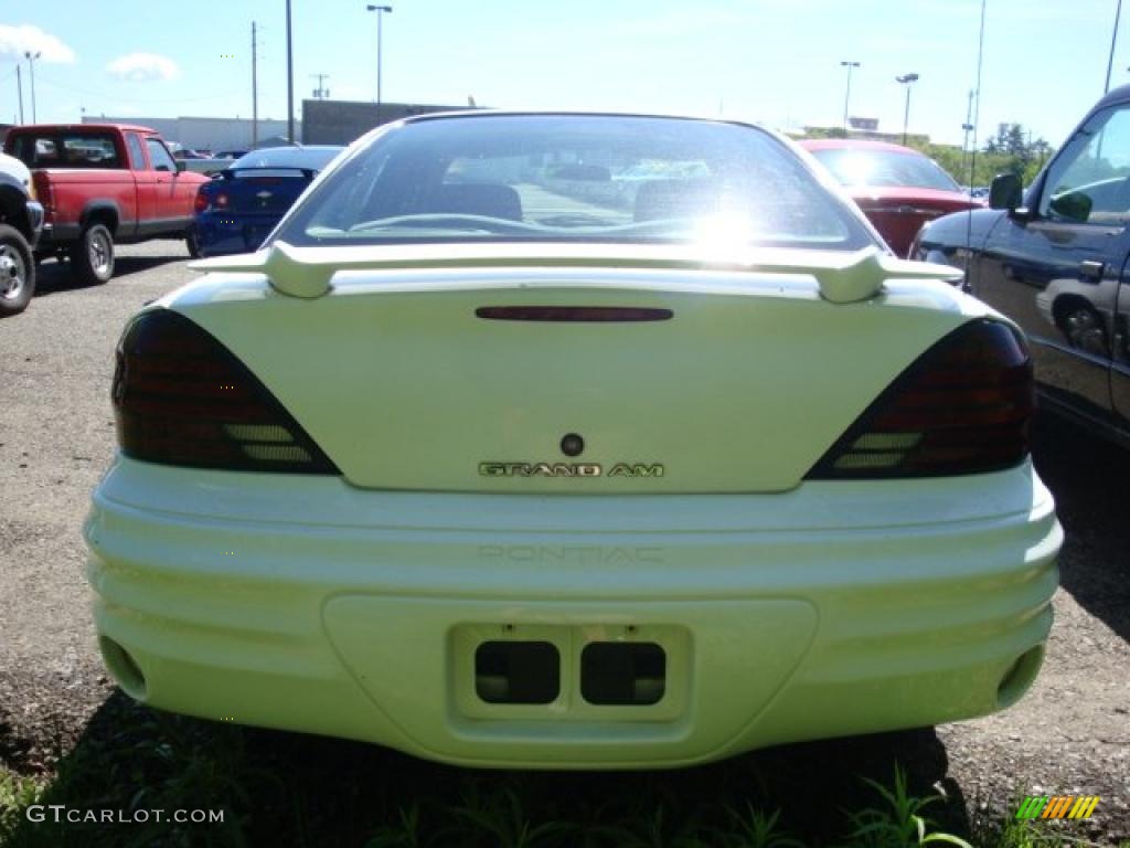 2000 Grand Am SE Sedan - Arctic White / Dark Pewter photo #3