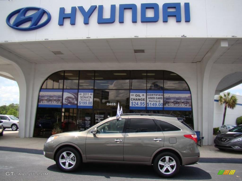 Natural Khaki Metallic Hyundai Veracruz