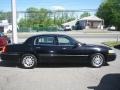 2006 Black Lincoln Town Car Signature  photo #15