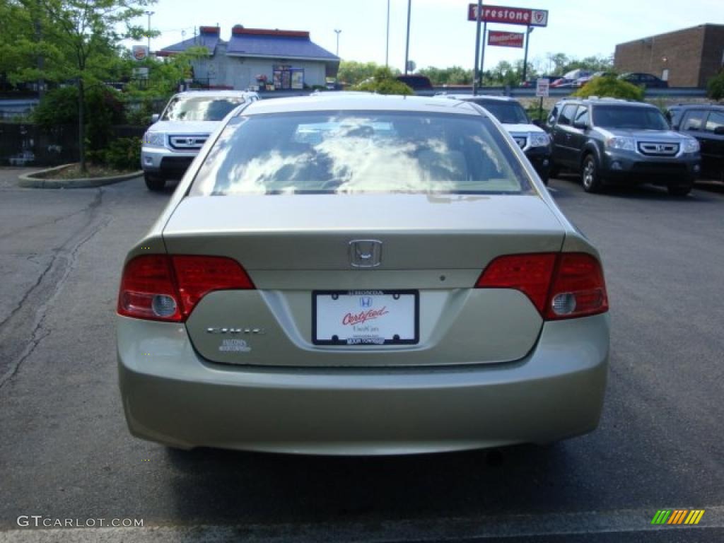 2007 Civic LX Sedan - Borrego Beige Metallic / Ivory photo #3