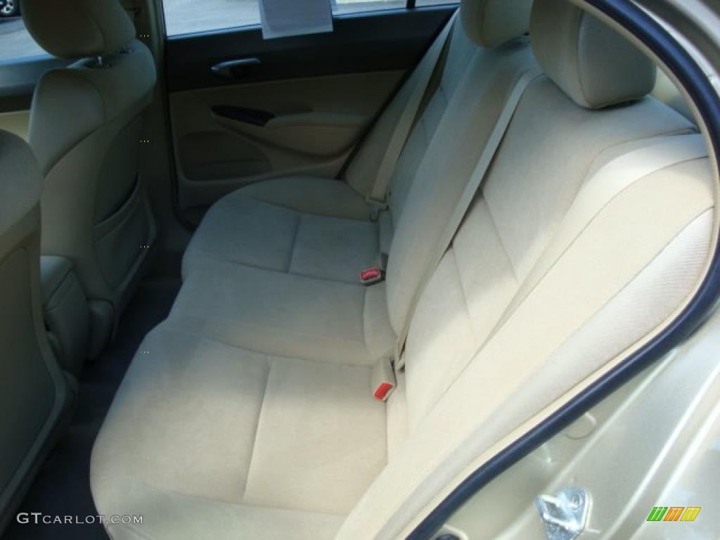 2007 Civic LX Sedan - Borrego Beige Metallic / Ivory photo #9