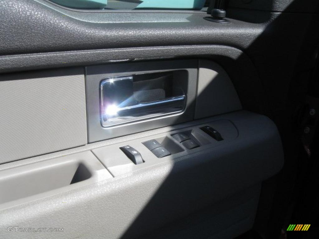 2010 F150 XLT SuperCrew 4x4 - Red Candy Metallic / Medium Stone photo #6