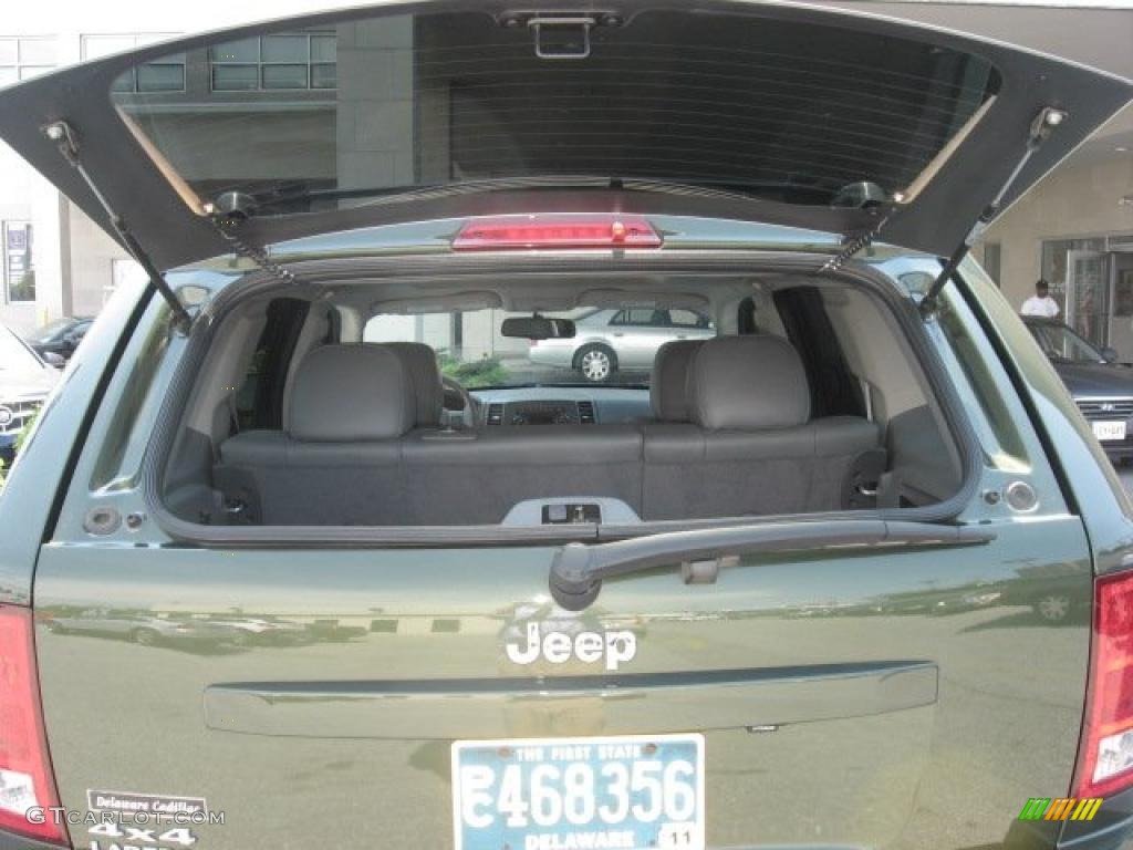 2007 Grand Cherokee Laredo 4x4 - Jeep Green Metallic / Medium Slate Gray photo #51