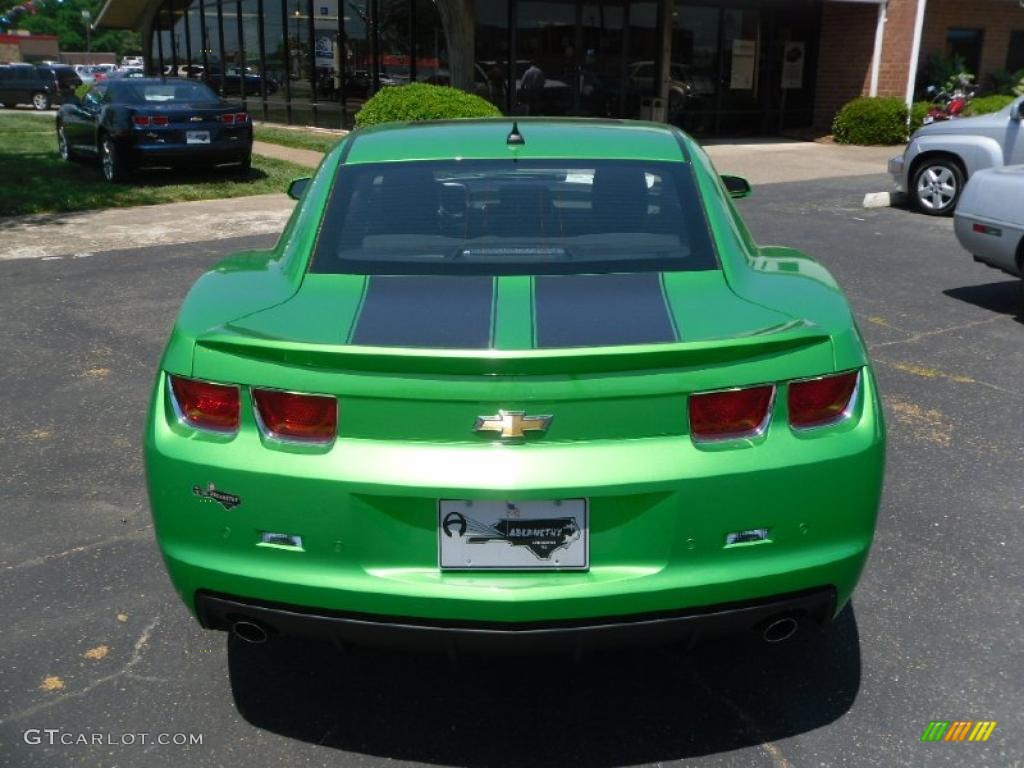 2010 Camaro LT Coupe Synergy Special Edition - Synergy Green Metallic / Black/Green photo #3