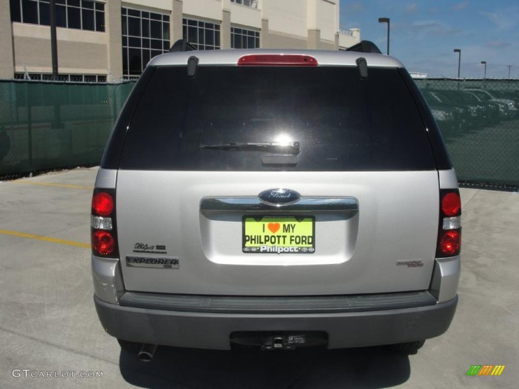 2006 Explorer XLT - Silver Birch Metallic / Stone photo #4