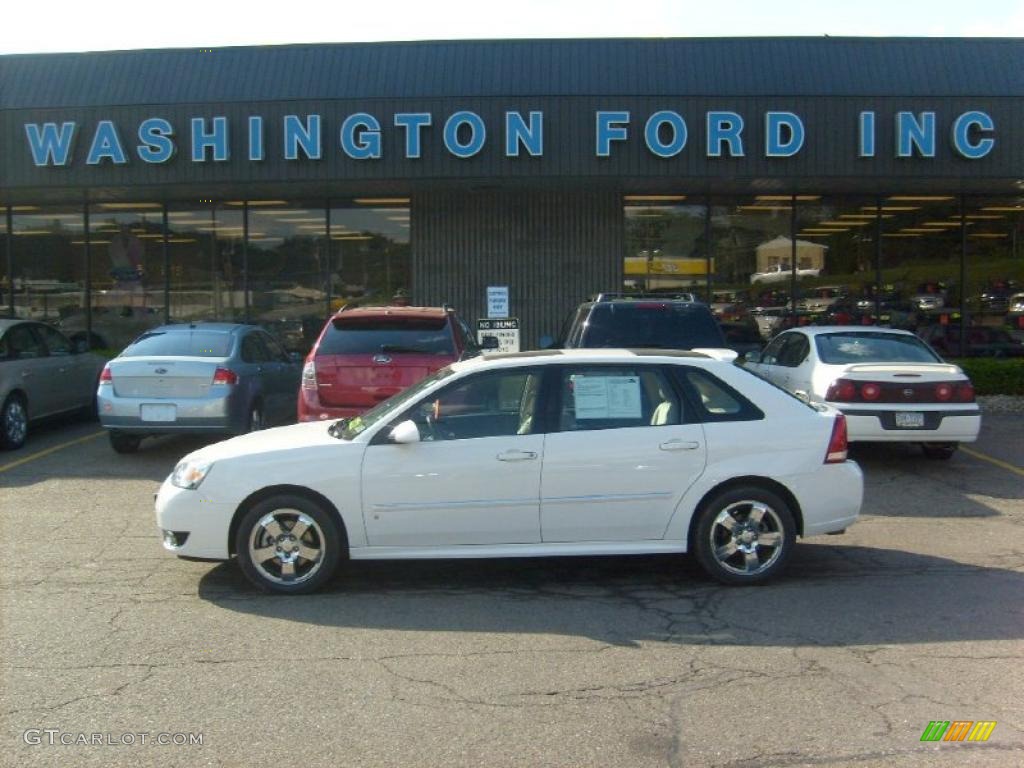 2006 Malibu Maxx LTZ Wagon - White / Cashmere Beige photo #1