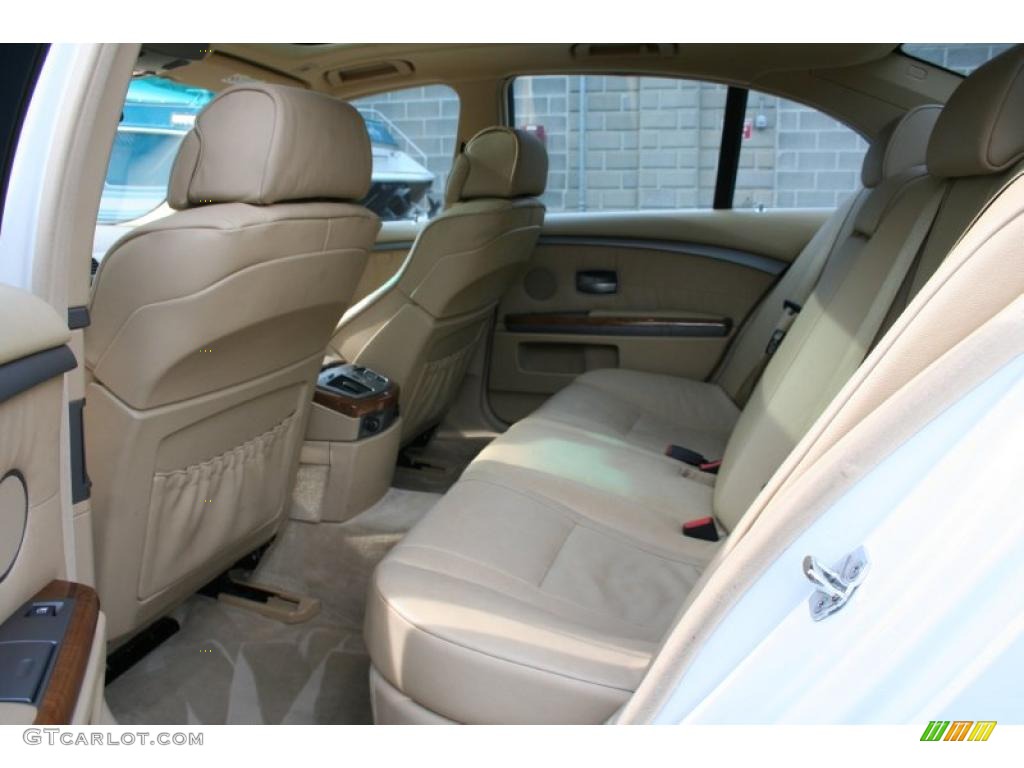 2003 7 Series 745i Sedan - Alpine White / Dark Beige/Beige III photo #29