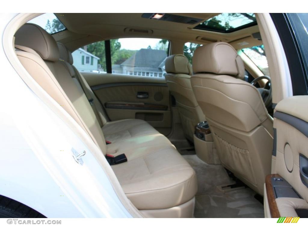 2003 7 Series 745i Sedan - Alpine White / Dark Beige/Beige III photo #31