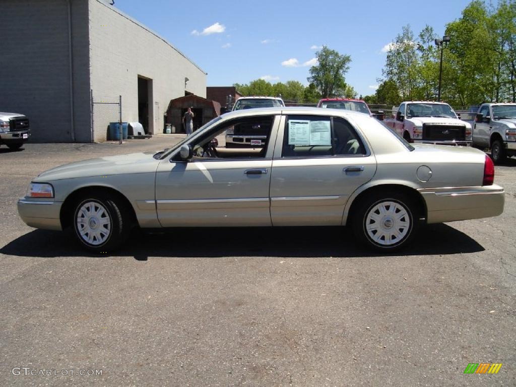 2004 Grand Marquis GS - Gold Ash Metallic / Medium Parchment photo #2