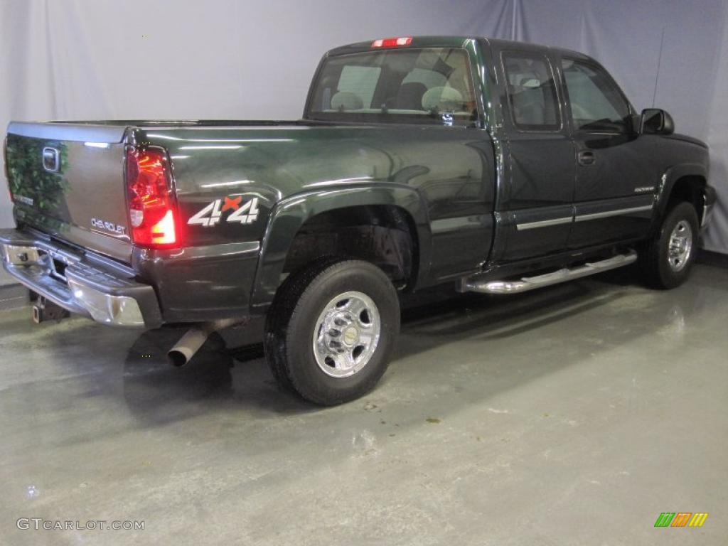 2005 Silverado 2500HD LS Extended Cab 4x4 - Dark Green Metallic / Medium Gray photo #3