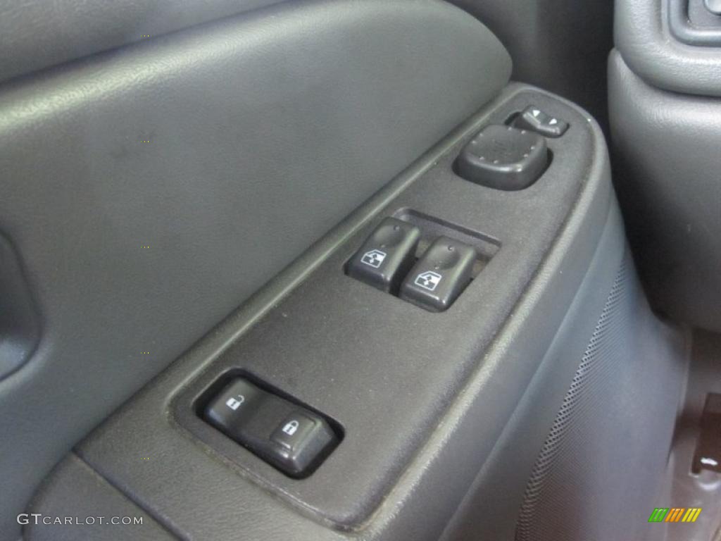 2005 Silverado 2500HD LS Extended Cab 4x4 - Dark Green Metallic / Medium Gray photo #12