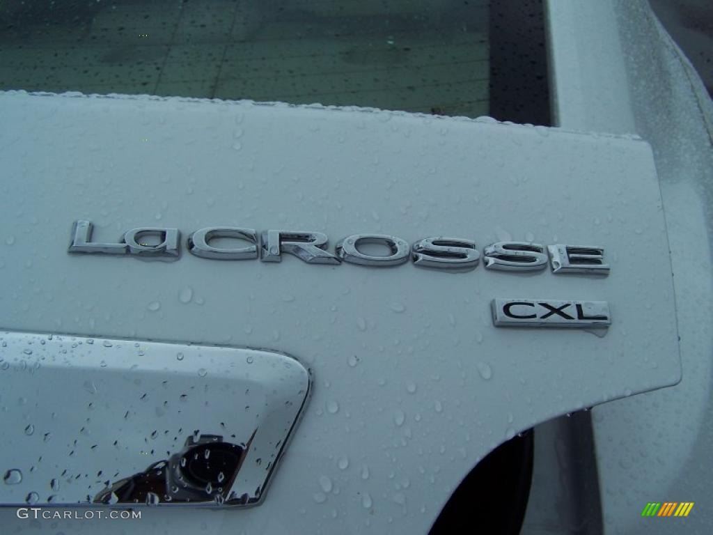 2010 LaCrosse CXL - White Diamond Tricoat / Cocoa/Light Cashmere photo #12