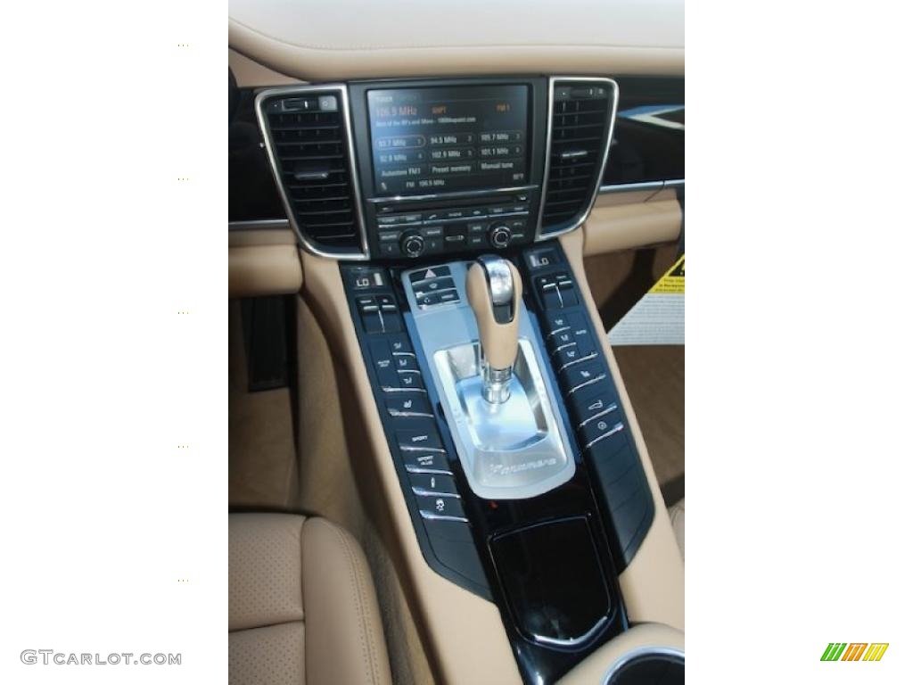 2010 Panamera S - Jet Green Metallic / Luxor Beige photo #8