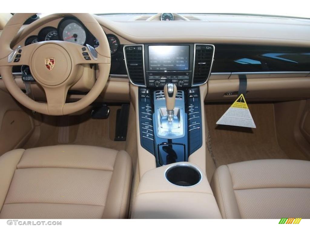 2010 Panamera S - Jet Green Metallic / Luxor Beige photo #15