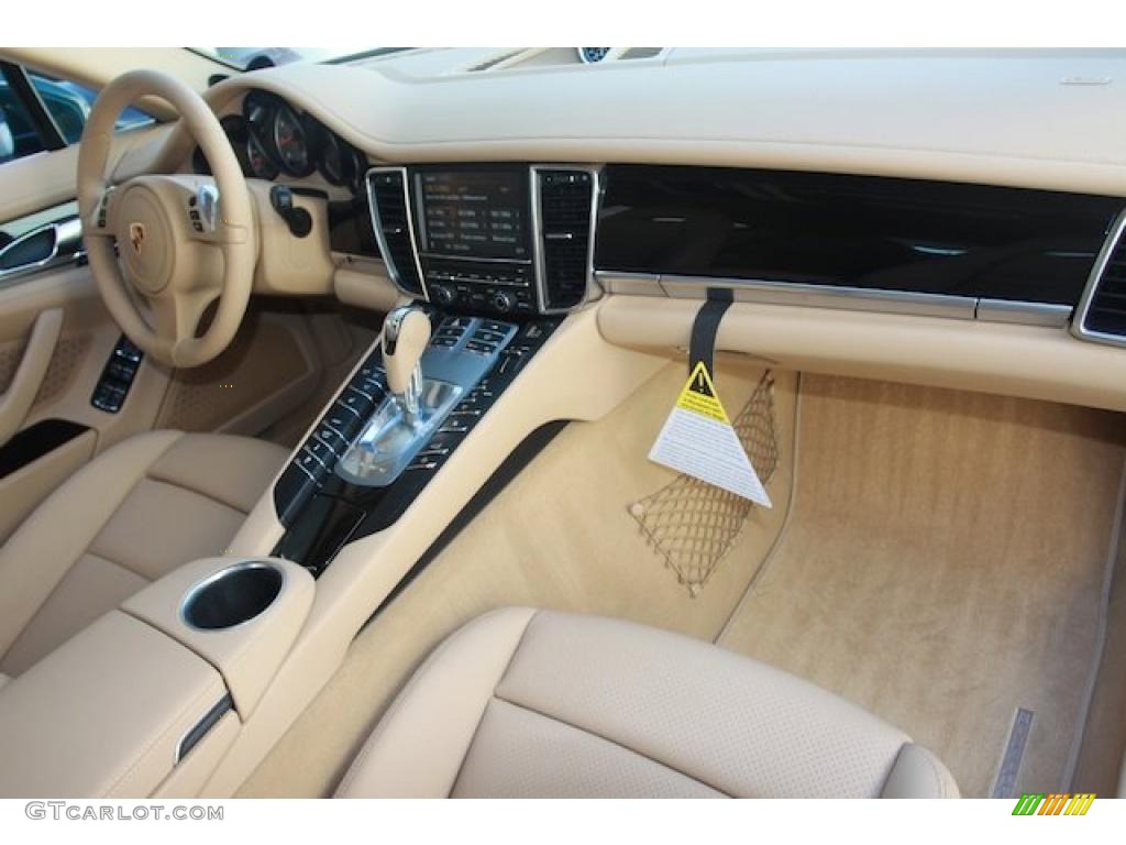 2010 Panamera S - Jet Green Metallic / Luxor Beige photo #17