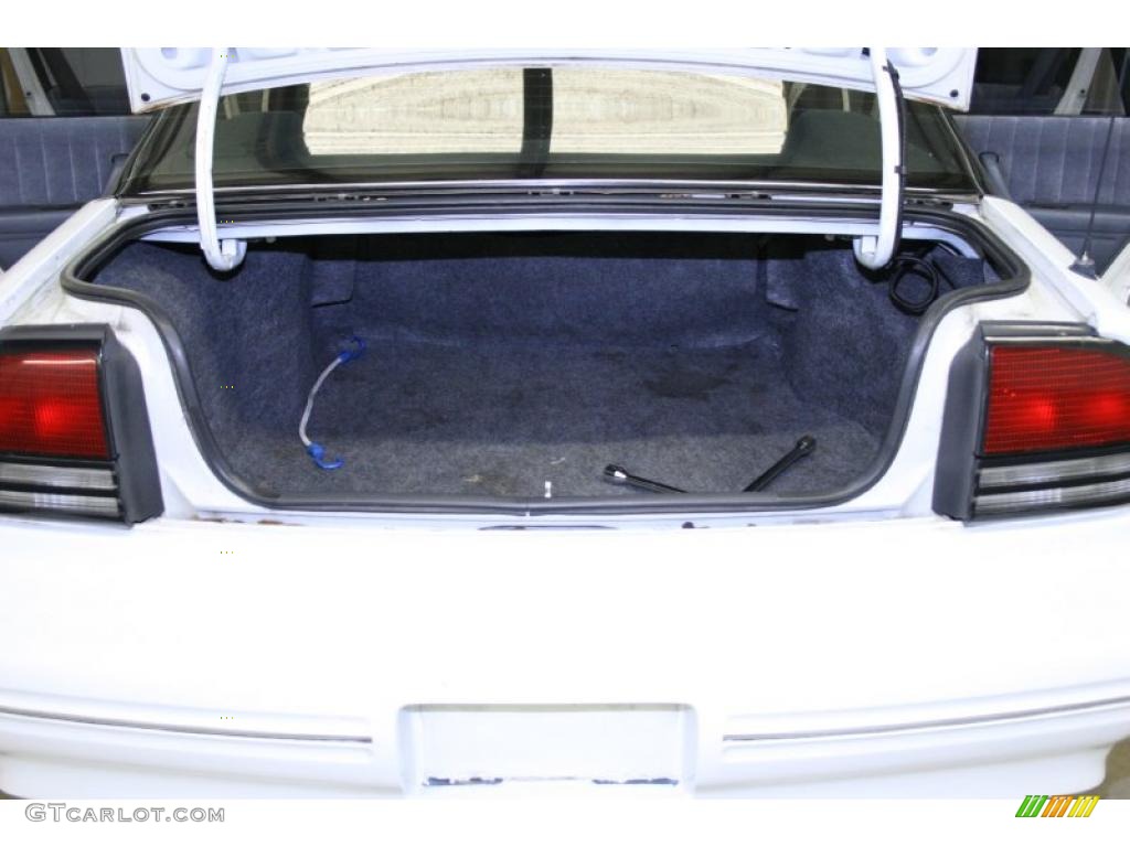 1994 Cutlass Supreme Sedan - Bright White / Black photo #12