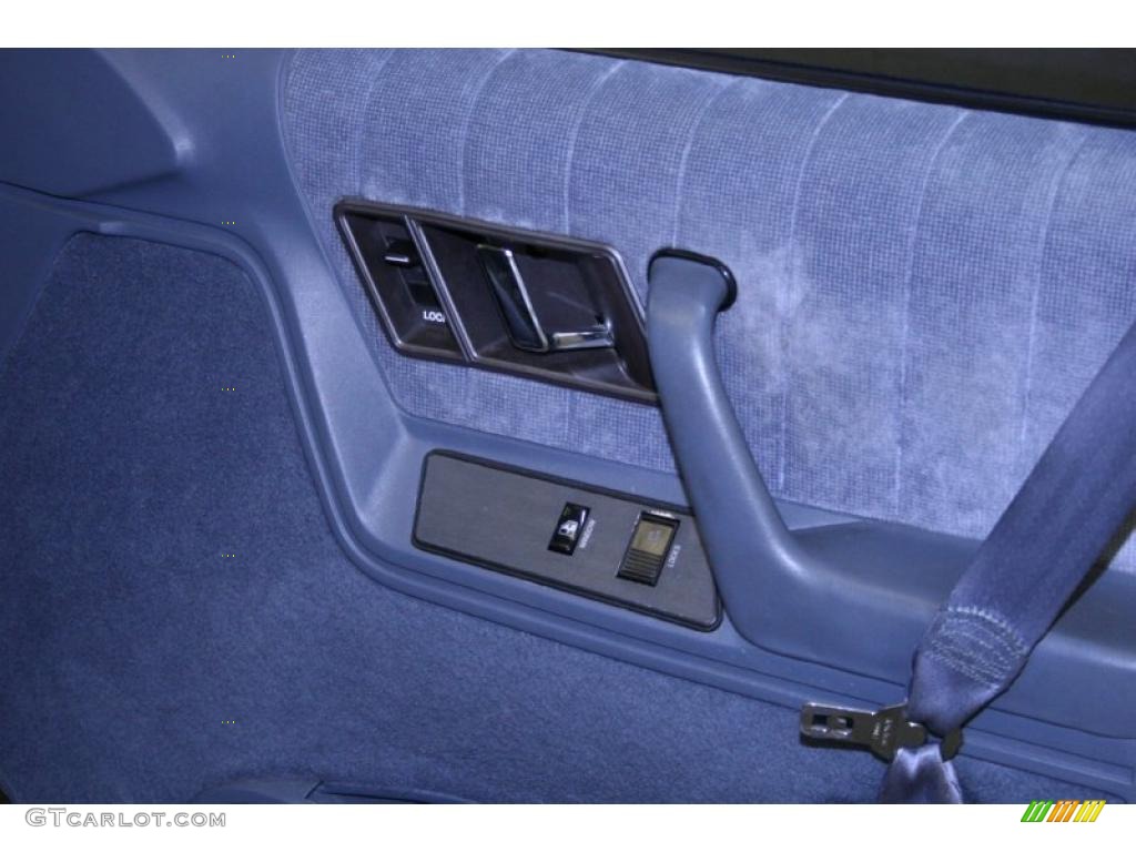 1994 Cutlass Supreme Sedan - Bright White / Black photo #21