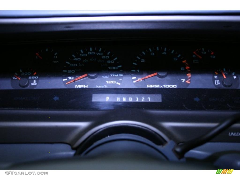 1994 Cutlass Supreme Sedan - Bright White / Black photo #38