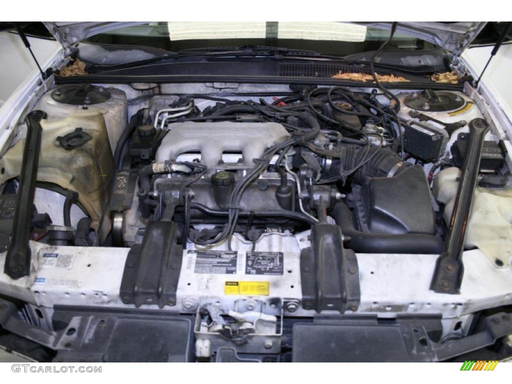 1994 Cutlass Supreme Sedan - Bright White / Black photo #47