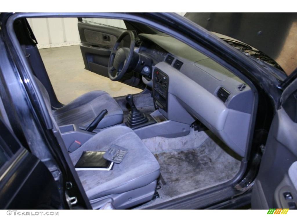 1997 Sentra GXE - Super Black / Light Gray photo #9