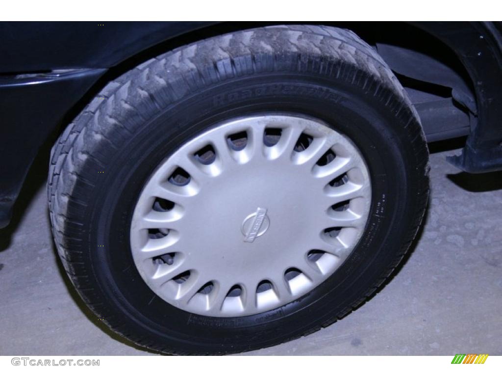 1997 Sentra GXE - Super Black / Light Gray photo #30