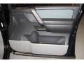 Galaxy Black - Titan SE Crew Cab Photo No. 29