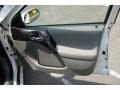 Cream White - L Series L300 Sedan Photo No. 21