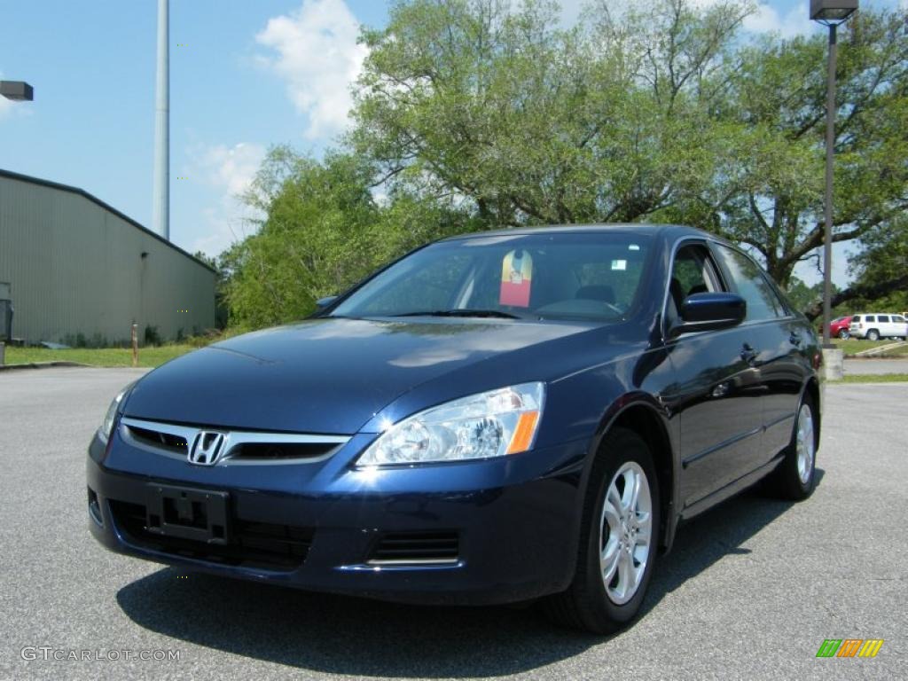 2007 Accord SE Sedan - Royal Blue Pearl / Gray photo #1