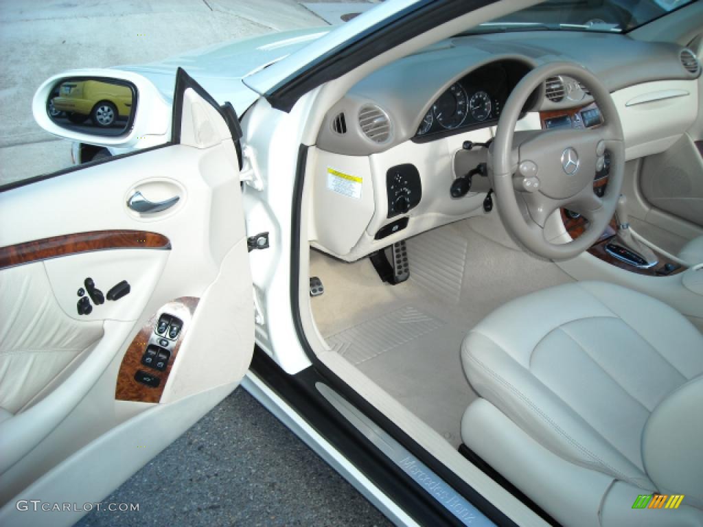 2008 CLK 350 Cabriolet - Arctic White / Stone photo #10