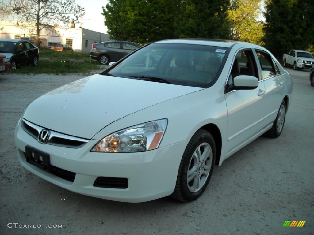 2007 Accord EX-L Sedan - Taffeta White / Ivory photo #7