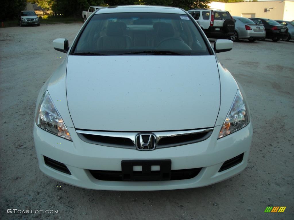 2007 Accord EX-L Sedan - Taffeta White / Ivory photo #8
