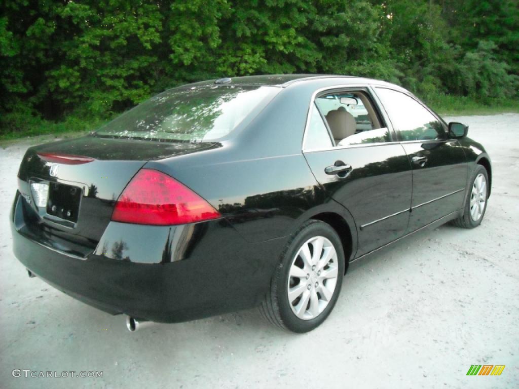2006 Accord EX-L V6 Sedan - Nighthawk Black Pearl / Ivory photo #3