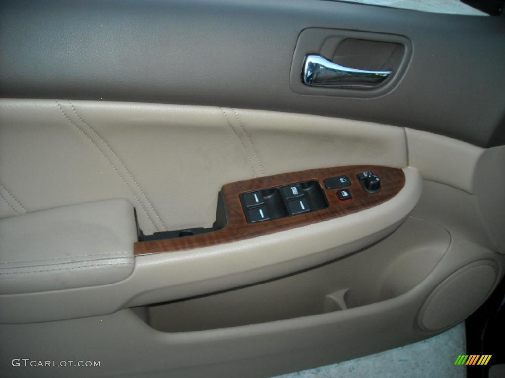 2006 Accord EX-L V6 Sedan - Nighthawk Black Pearl / Ivory photo #12
