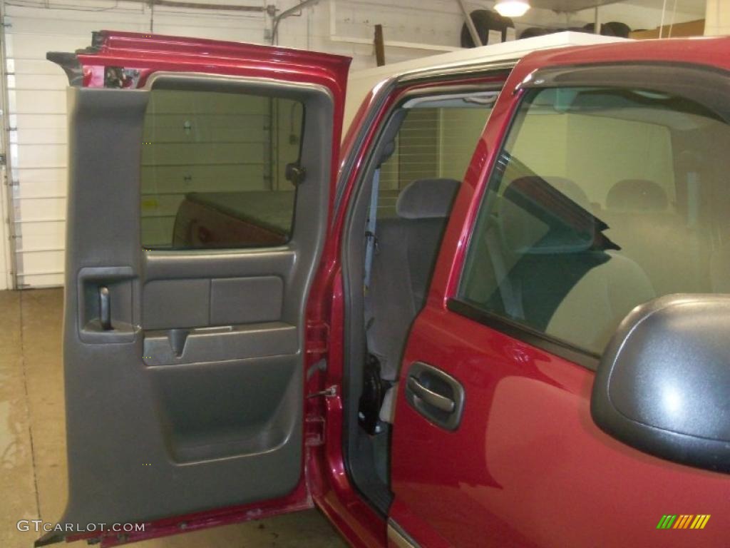 2006 Sierra 1500 SLE Crew Cab 4x4 - Sport Red Metallic / Dark Pewter photo #21