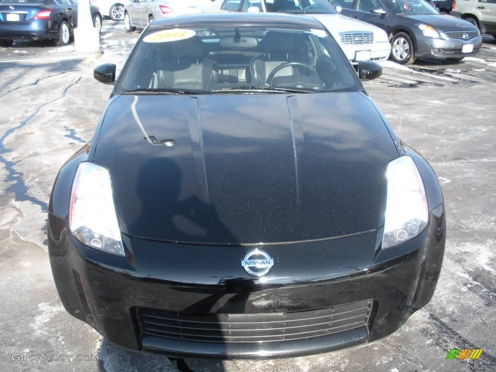 2004 350Z Touring Coupe - Super Black / Charcoal photo #2