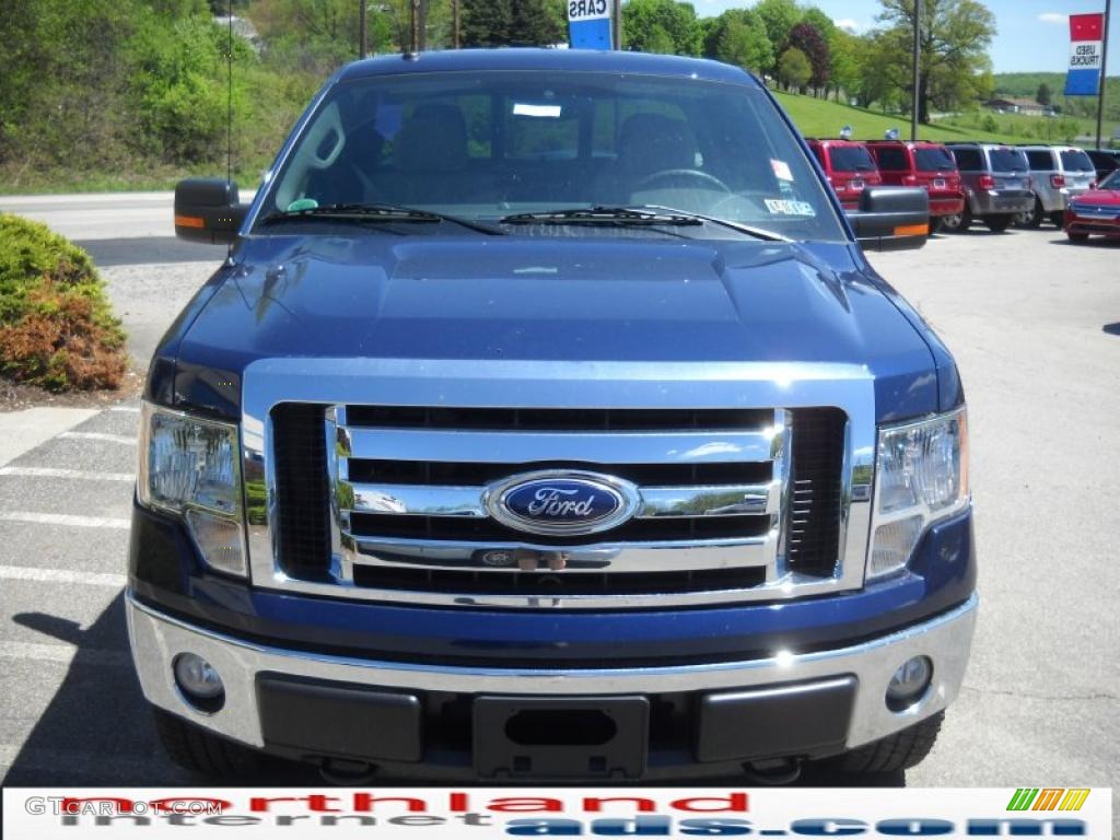 2010 F150 XLT SuperCab 4x4 - Dark Blue Pearl Metallic / Medium Stone photo #3